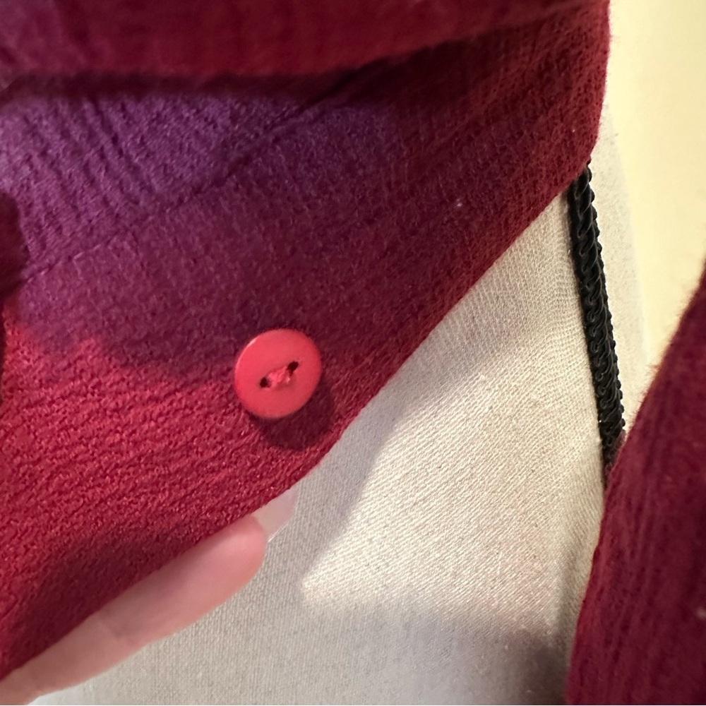 Silence + Noise Urban Ourfitters Top Women's Size XS Maroon Red Wrap Crop - Picture 11 of 14